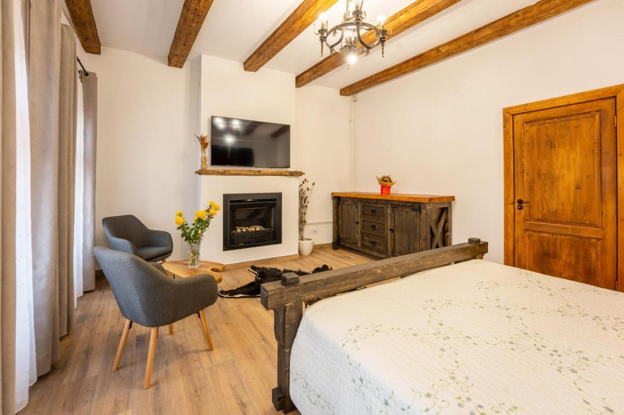 Casa Maya Transilvania سيفِسوارا المظهر الخارجي الصورة